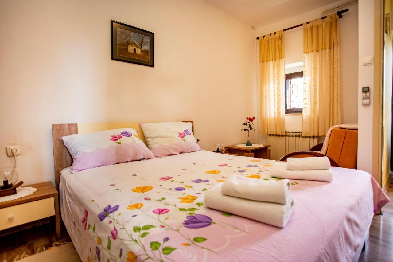 Apartmani Jurman Matohanci Exterior photo
