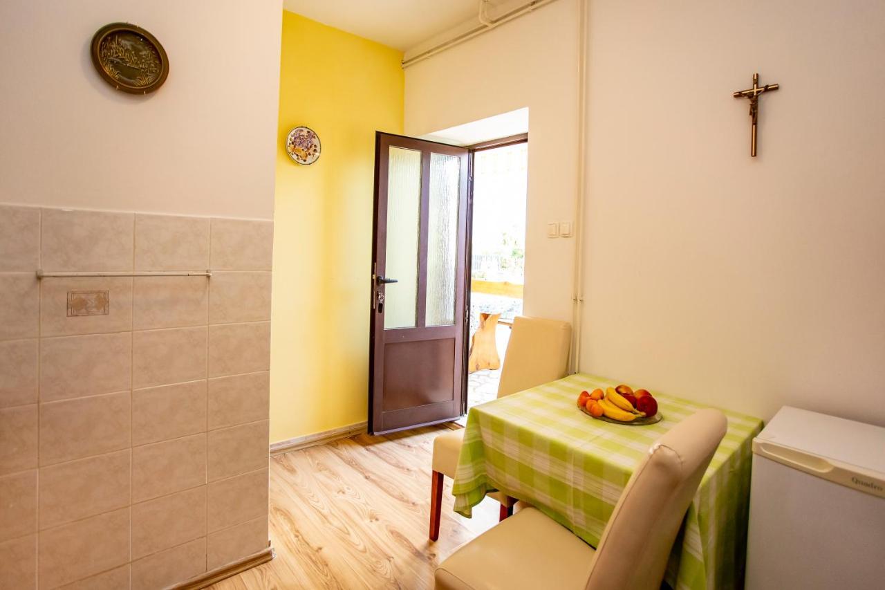 Apartmani Jurman Matohanci Exterior photo