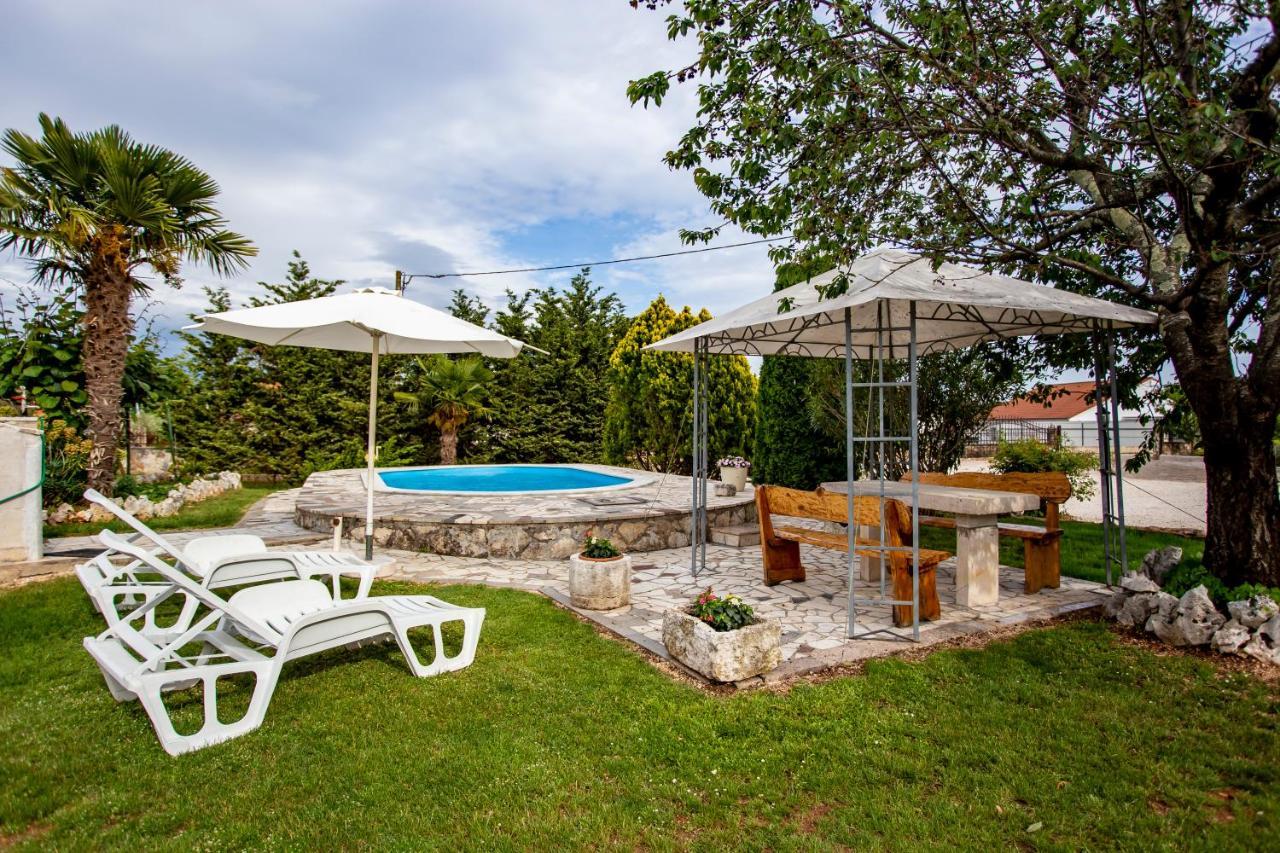 Apartmani Jurman Matohanci Exterior photo
