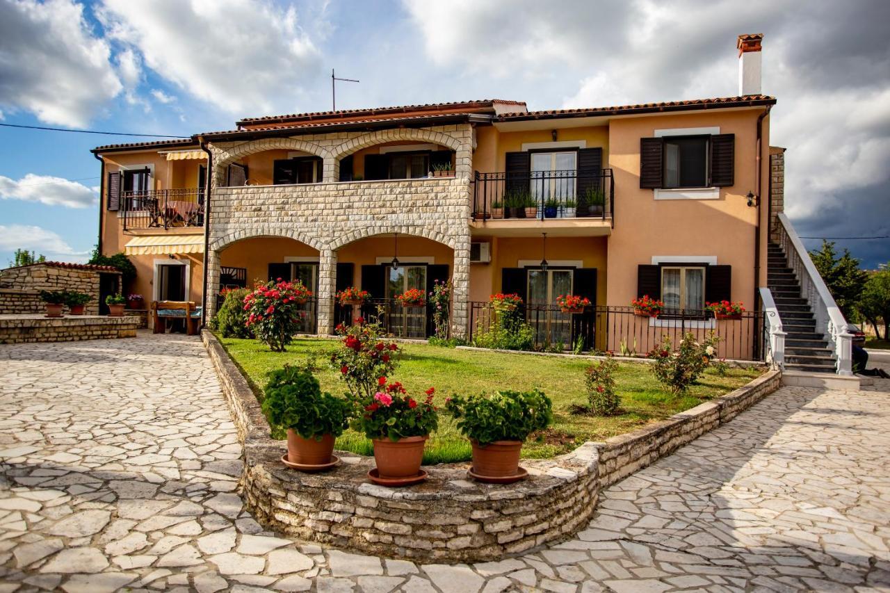 Apartmani Jurman Matohanci Exterior photo